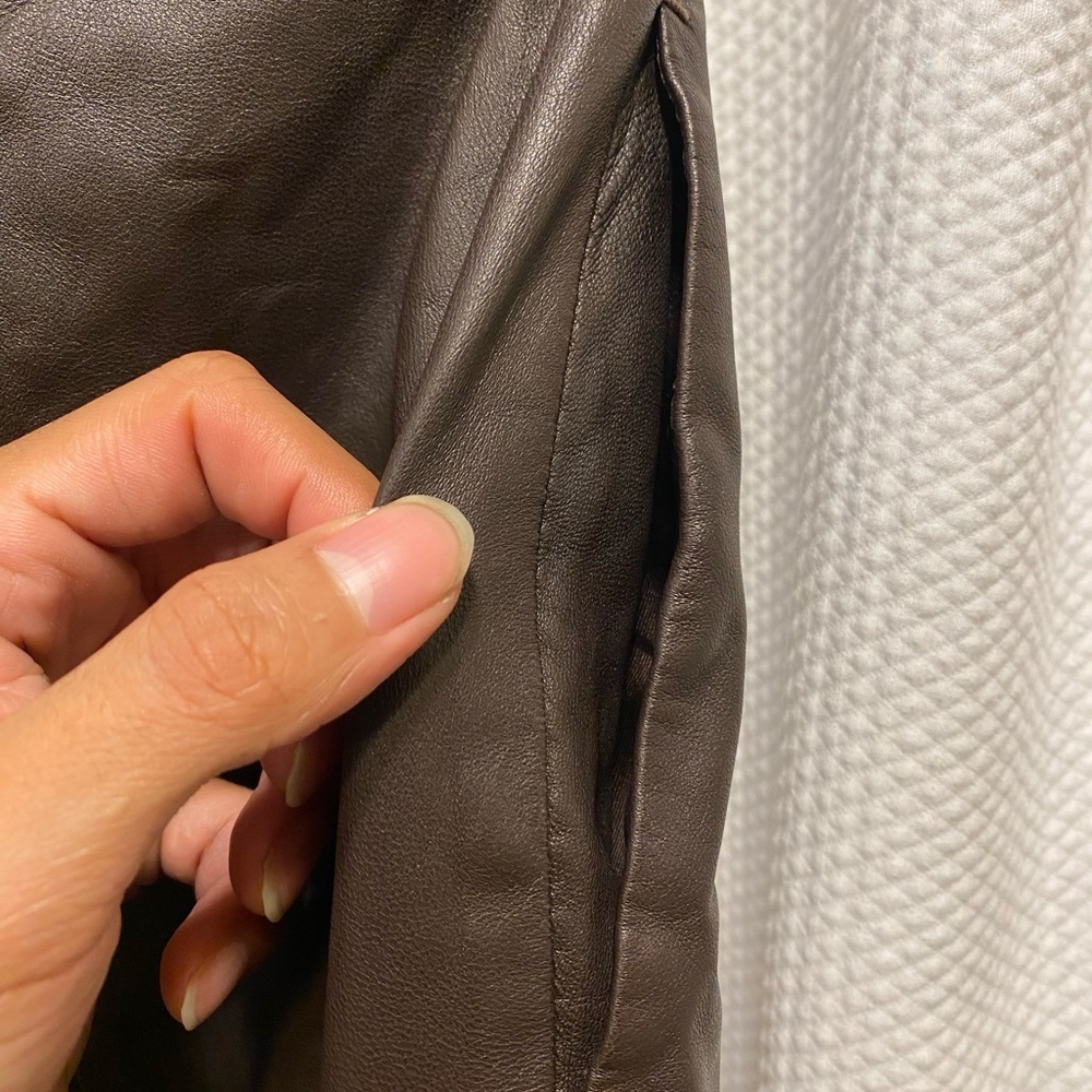 Vince 100% lamb leather cropped flare pant 4 - Picture 7 of 9